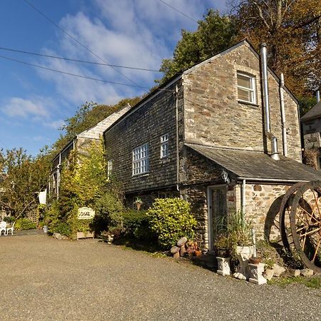 The Granary At Bissick Old Mill Daire Truro Dış mekan fotoğraf